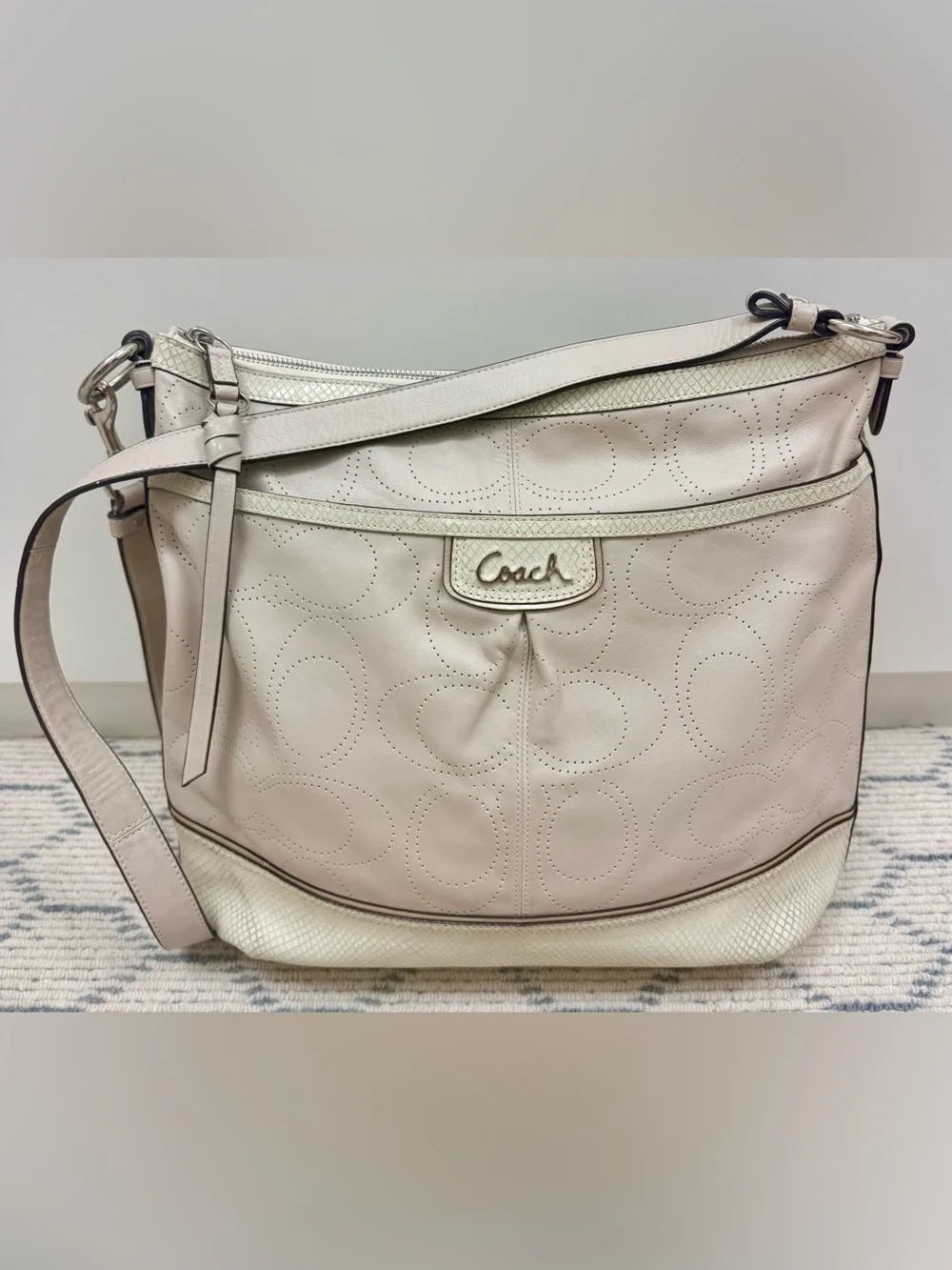 COACH Vintage Y2K Ivory Park Perforated & Snakeskin Embossed Leather Hobo Bag